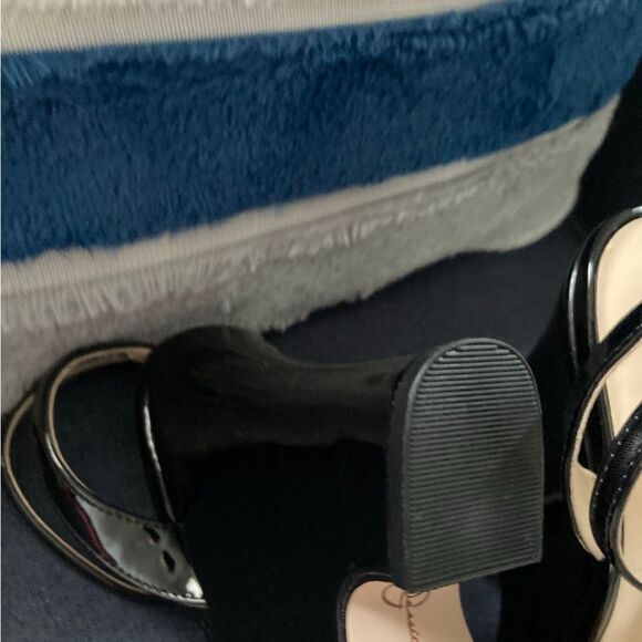 similar  patent leather wedge sandals from Jessica Simpson - Picture 4 of 4